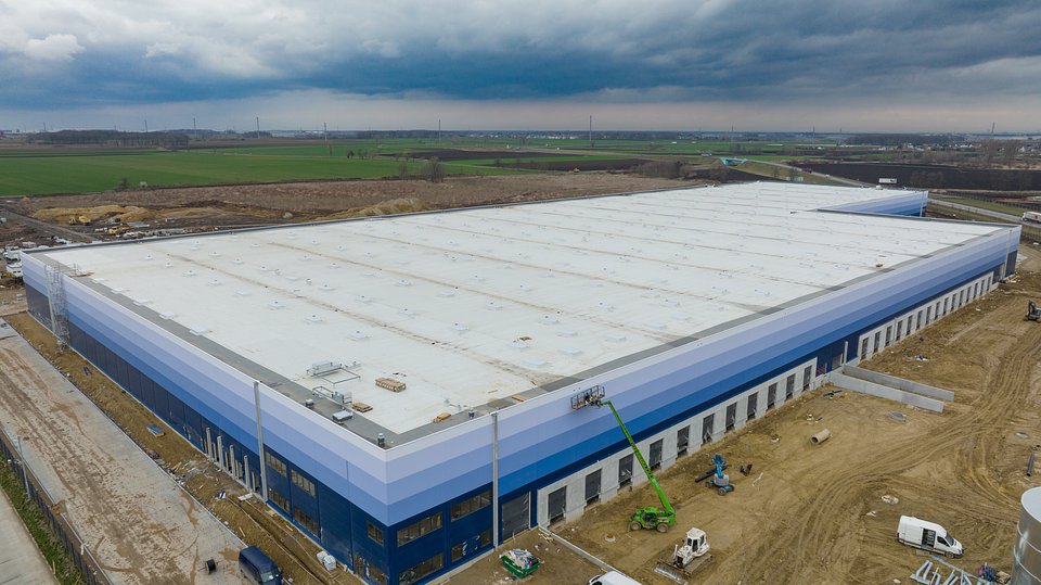 Magazyny GLP w Magnicach